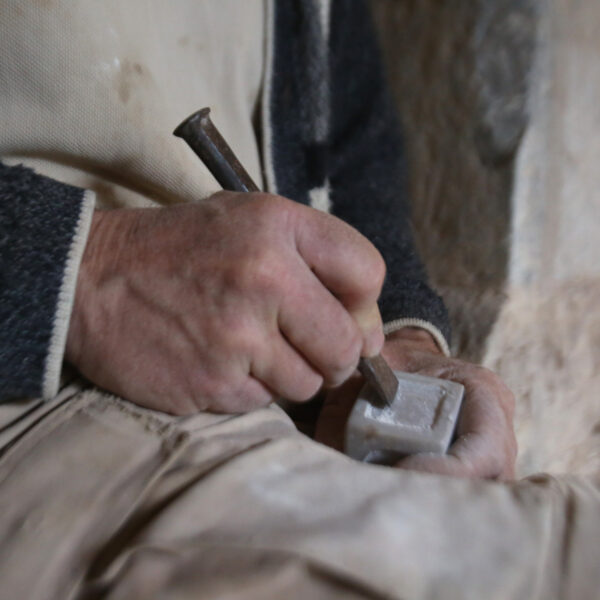 Eric Créations - Tailleur de pierre - Mine d'Art en Provence