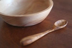 Stéphanie BLUCHE BOULIWOOD Créations Bois – Jeux éducatifs et Art de la table en Bois en Provence Verte